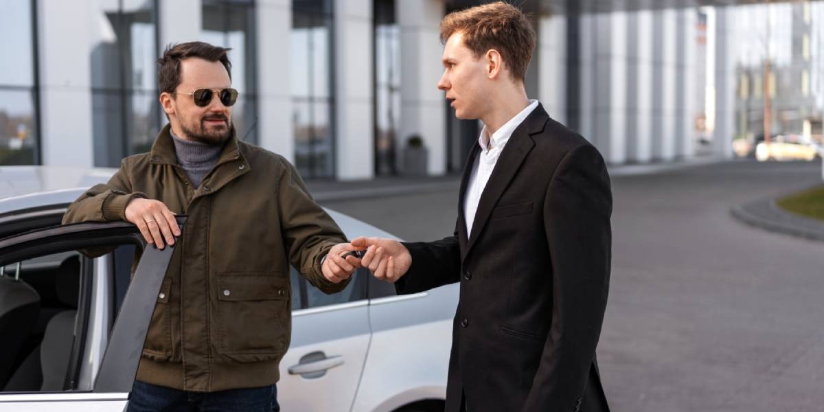 Private Chauffeur vs. Rideshare: Which Offers Better Value?